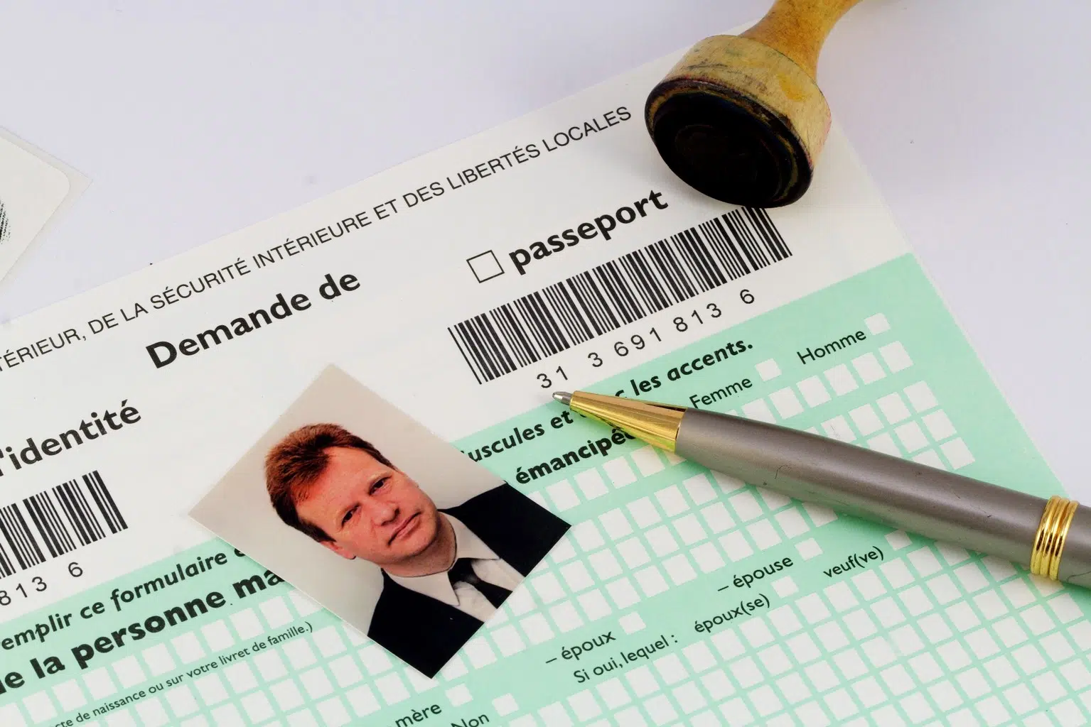 renouvellement de passeport